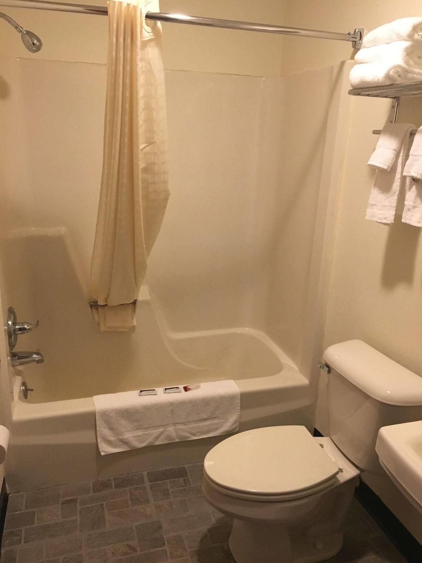 Waterford Inn Zewnętrze zdjęcie