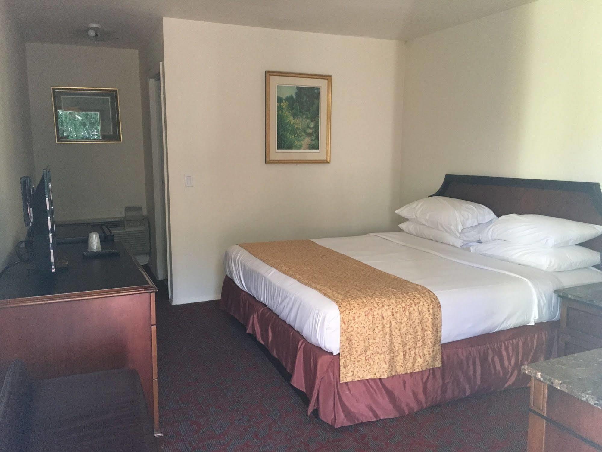 Waterford Inn Zewnętrze zdjęcie